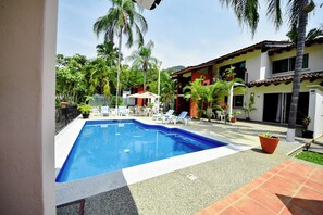 Pool - 5 min walk to the beach! Villas Mares de Verano B2Mismaloya (Puerto Vallarta)
