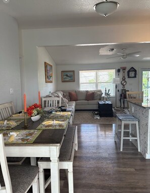 Interior - Cozy keys getaway (Ramrod Key)