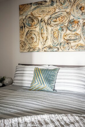 2 bedrooms, desk, iron/ironing board, free WiFi
