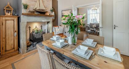 3 bedroom accommodation in Amble