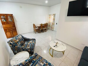 Living area - Welcome to Millie’s Casita located in residential Villa panamericana San Miguel  (San Miguel)