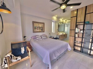 1 chambre, fer et planche à repasser, Wi-Fi gratuit, draps fournis