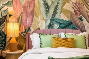 3 Schlafzimmer, Schreibtisch, Bügeleisen/Bügelbrett, Reisekinderbett