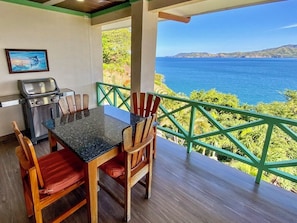 Outdoor dining - Beach Front Penthouse with Incredible Views (Playa Flamingo)