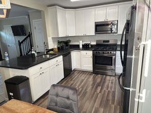 Microwave, oven, stovetop, dishwasher