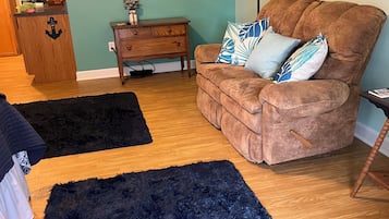 TV connectée, livres, chaßne hi-fi