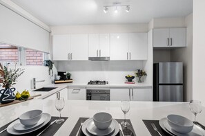 Imagen sin descripción, 5 de 27, botón