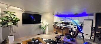 Charming 2-bedroom townhome in lovely Fort Morgan with AC, WiFi