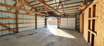 Charming 2-bedroom townhome in lovely Fort Morgan with AC, WiFi