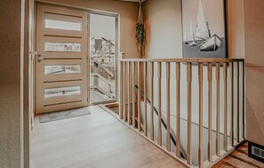 Interior - Lake front ship in Uitgeest with WiFi (Uitgeest)