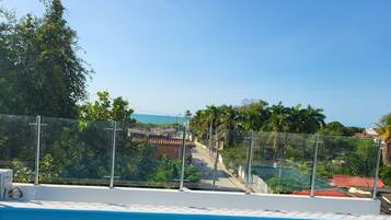 Hồ bơi ngoài trời, lều miễn phí, dù/ô trên bãi biển/hồ bơi