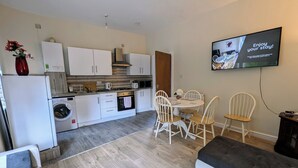 Interior - 2 Bedroom flat in Manchester. Close to city centre and Heaton Park.  (Salford)
