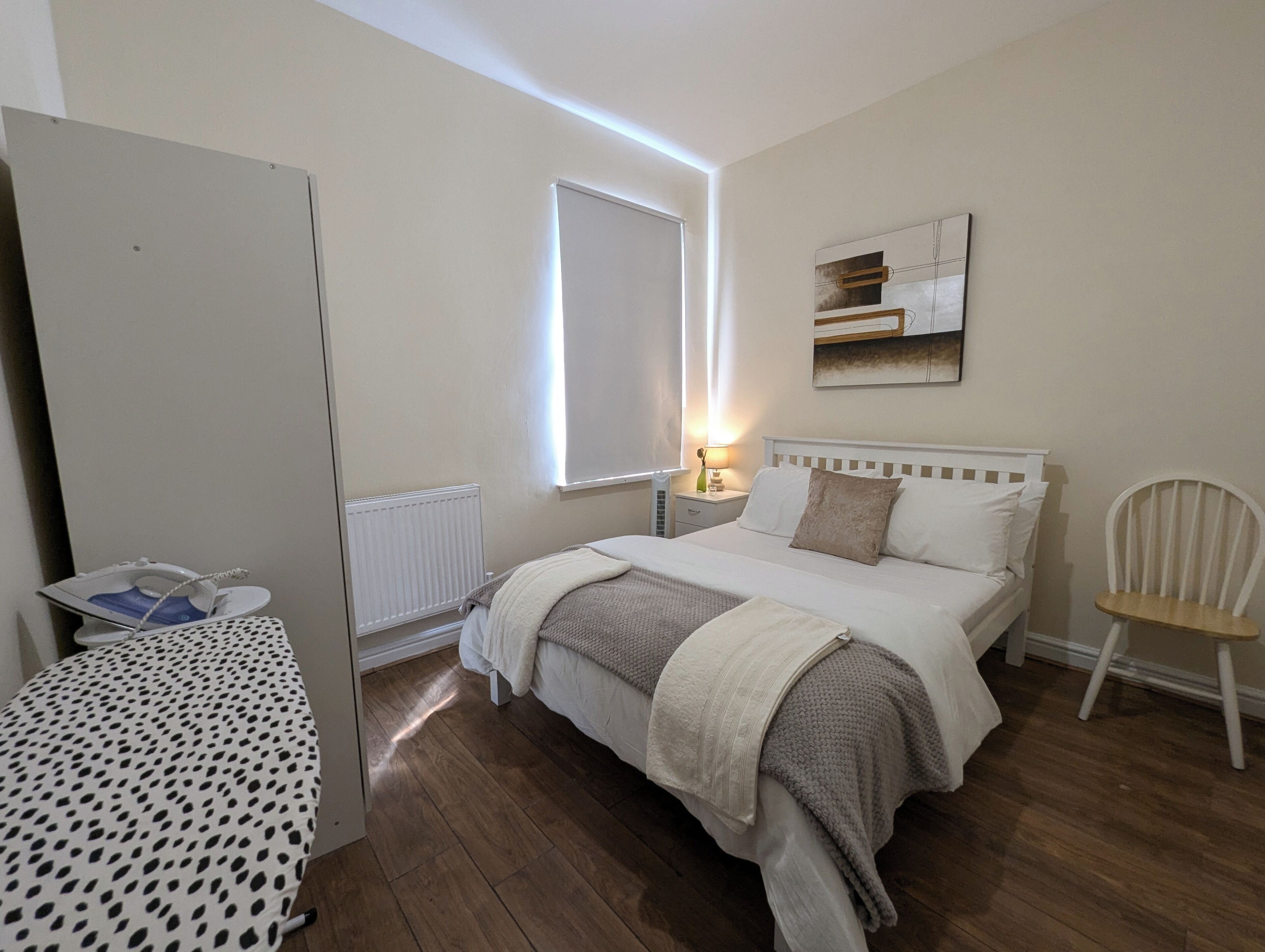 2 Schlafzimmer, Bügeleisen/Bügelbrett, kostenloses WLAN, Bettwäsche