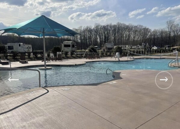 Piscine extérieure