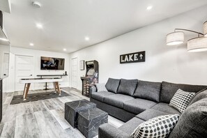 Smart TV, video games