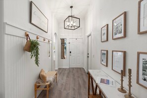 Interior - Desert Oasis: 3BR Home with Heated Pool Near San Tan Mall (Gilbert)