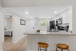 Fridge, microwave, oven, stovetop - Newly Renovated 2bd/2ba Condo *Pool* 30+ Day Stays (Savannah)