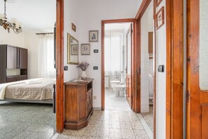 2 bedrooms, WiFi, bed sheets - GuestHost - Into the Green! Da Passano Holiday Flat x5 (La Spezia)