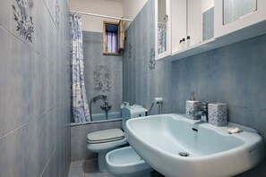 Doccia, bidet