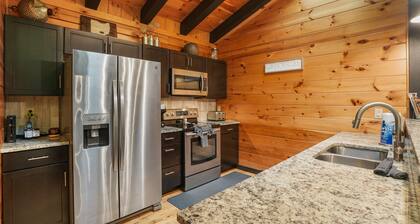 Outside Inn | Hocking Hills, Hot Tub, Views