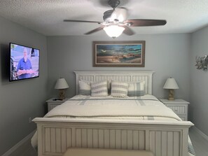 3 bedrooms, iron/ironing board, travel cot, free WiFi - 3-bedroom, two bathroom pool house close to five beaches in a quit neighborhood. (Port Charlotte)