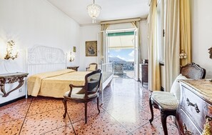 4 Schlafzimmer, Bügeleisen/Bügelbrett, kostenloses WLAN