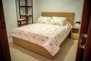 5 bedrooms, WiFi, bed sheets - Casa Prada Cerca AL Cañon Y LAS Piscinas DE Guejar (Granada)