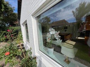 Unclassified image, 2 of 19, button - Zur Himmelsleiter - Ein Kleines, Charmantes Minihaus Steht in Westerland, nur 100 Meter vom Meer (Sylt)