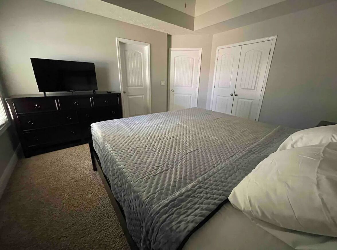 3 chambres, fer et planche à repasser, Wi-Fi gratuit, draps fournis