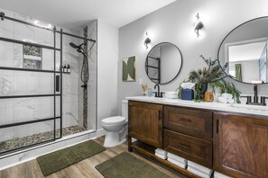 Shower, towels, soap, shampoo