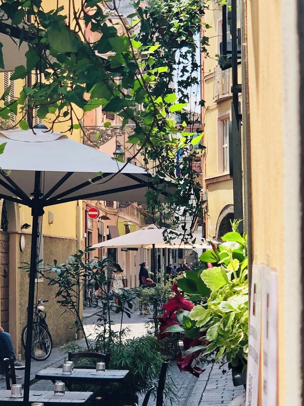 Ristorazione all'aperto