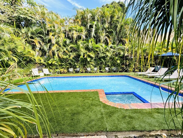 Pool - Comfy Studio w/ Sofa Bed & Pool Access (Fort Lauderdale)