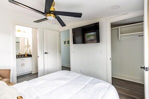 4 chambres, fer et planche à repasser, Wi-Fi, draps fournis