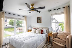 4 室のベッドルーム、アイロン / アイロン台、WiFi、ベッドシーツ