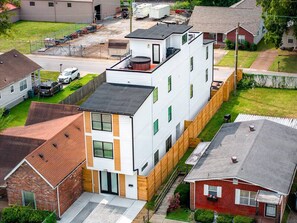 Exterior - Downtown | Hot Tub, 7min to Broadway (Nashville)
