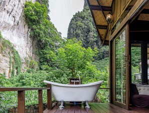 Earth Lodge | Terraza o patio