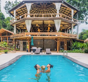 Outdoor pool - Voasis Valley Krabi - Natural Resort - Adults Only  (Krabi)