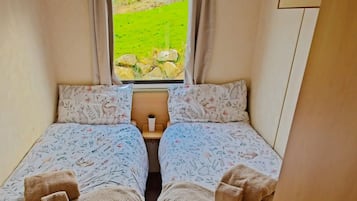 3 bedrooms, WiFi, bed sheets