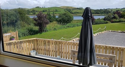 Mobile Home - Sleeps 6 - Pets Ok - Parking