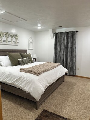 1 bedroom, iron/ironing board, WiFi, bed sheets
