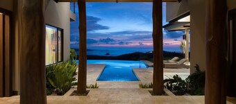 Exclusive Villa: Gym, Infinity Pool & Housekeeping – Casa Symbiotica