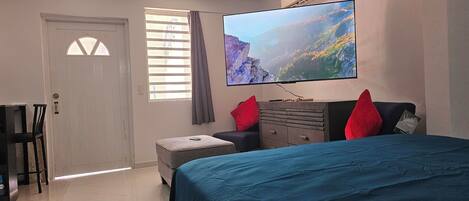 1 bedroom, iron/ironing board, free WiFi, bed sheets