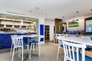Bar (en la propiedad)