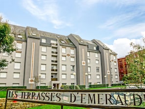 Exterior - Terrasses d'Emeraude by Interhome (Dinard)