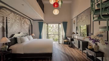 Family Suite Garden View | Pillow-top beds, minibar, in-room safe, individually furnished