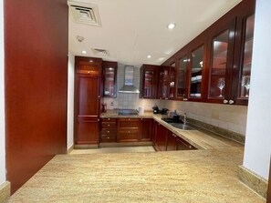 Apartment - Manzil - 2BR Downtown Near Burj Dubai Mall (Dubai)