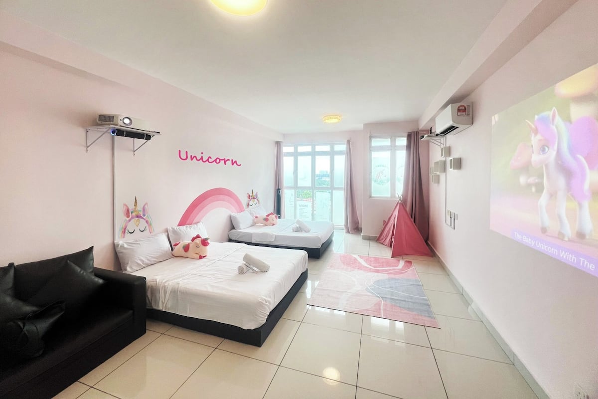 Unicorn Theme Studio Near Ikea/Toppen | Living area