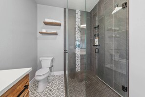 Shower, towels