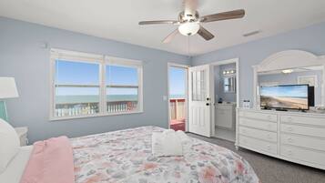 4 室のベッドルーム、WiFi (無料)、ベッドシーツ