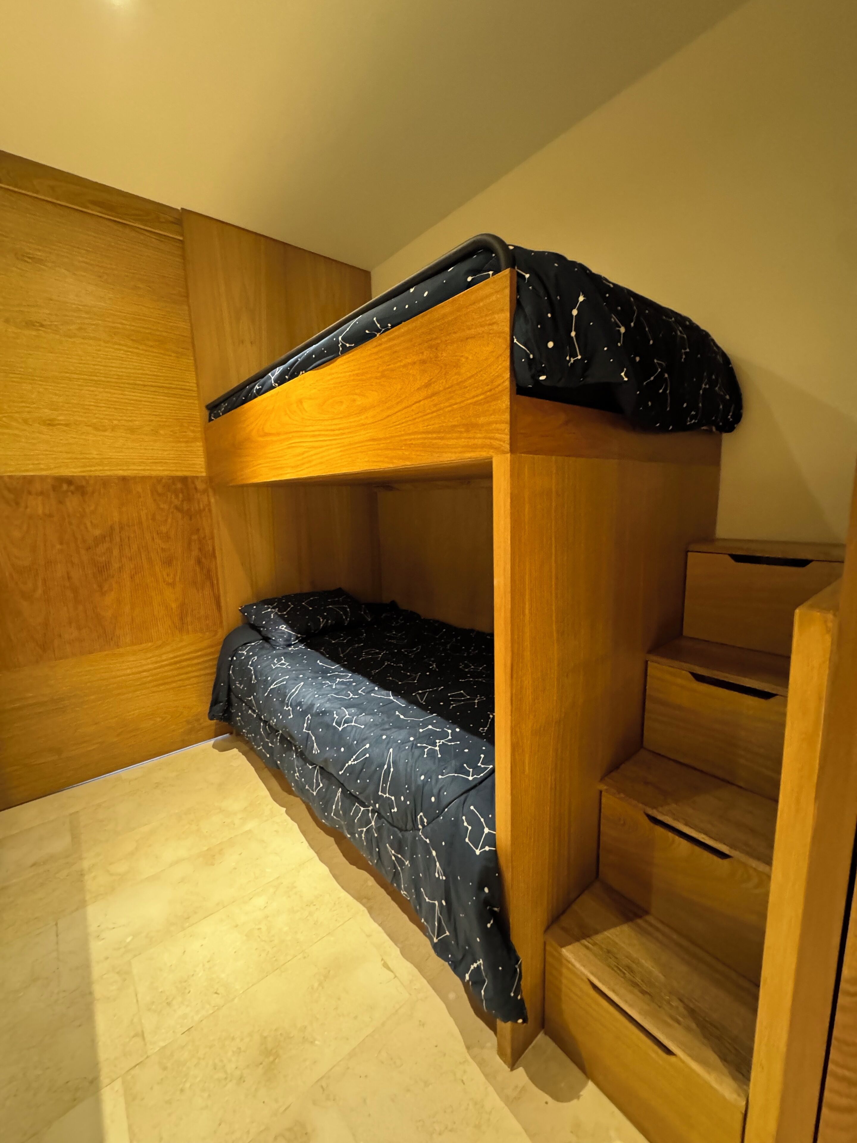 Standard Studio | Soundproofing, free WiFi